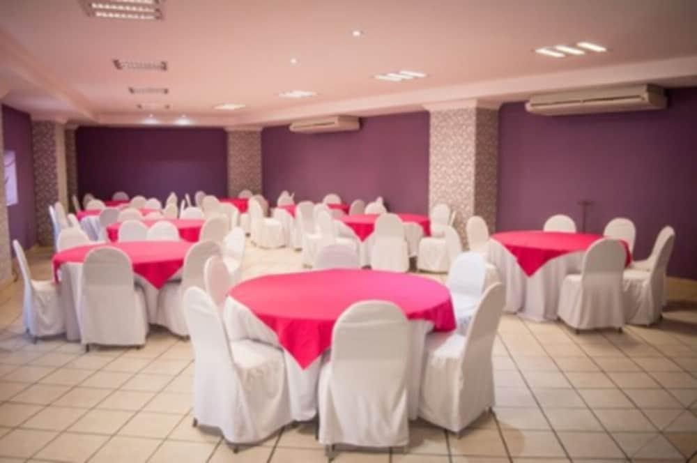 Hotel Real Azteca Boulevard León Zewnętrze zdjęcie