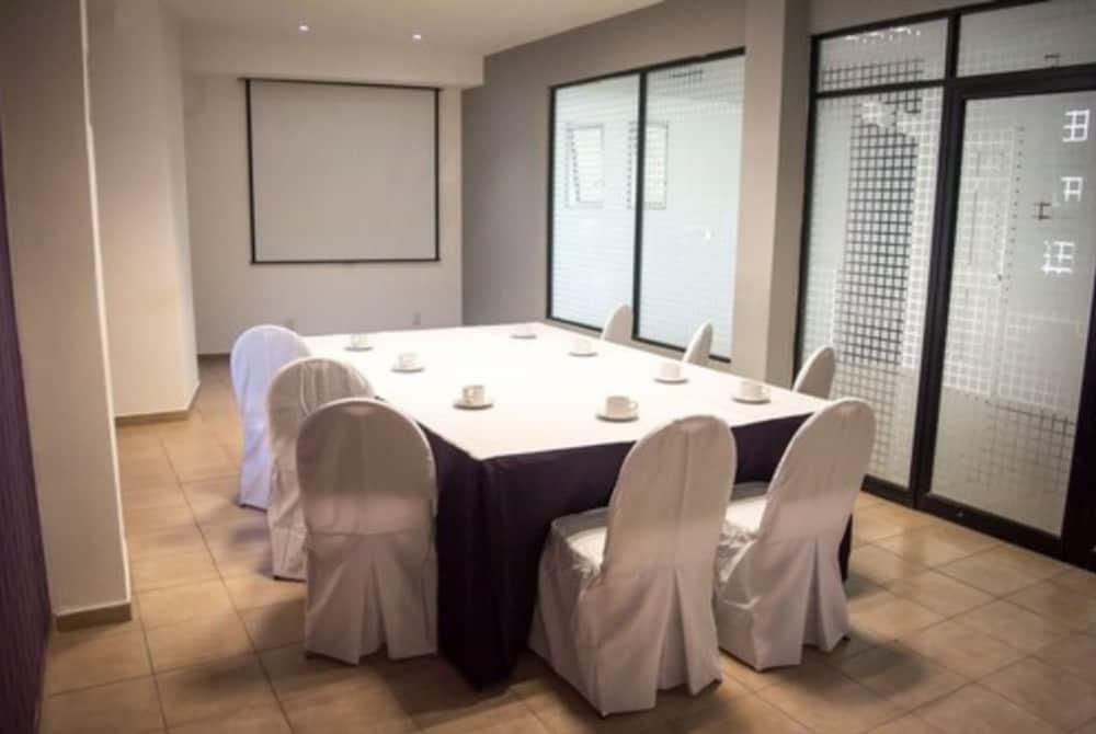 Hotel Real Azteca Boulevard León Zewnętrze zdjęcie